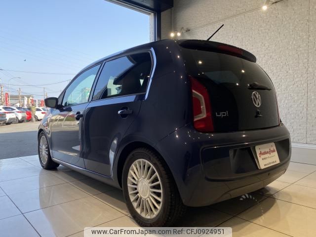 volkswagen up 2015 quick_quick_AACHY_WVWZZZAAZFD056627 image 2