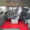 toyota hiace-commuter 2005 GOO_JP_700070896330241212005 image 18