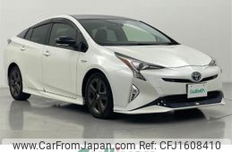 toyota prius 2018 CFJ1608410