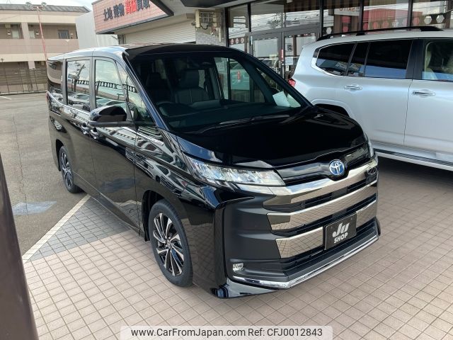 toyota noah 2024 -TOYOTA--Noah 6AA-ZWR90W--ZWR90-0196***---TOYOTA--Noah 6AA-ZWR90W--ZWR90-0196***- image 1