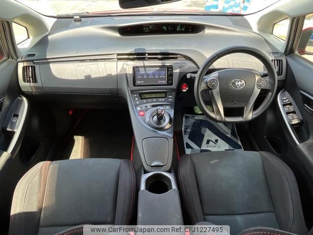 toyota prius 2015 quick_quick_ZVW30_ZVW30-5762531 image 2