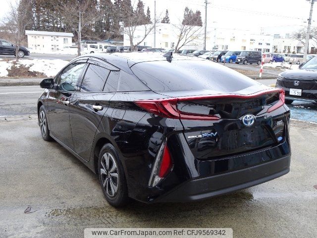 toyota prius-phv 2017 -TOYOTA--Prius PHV ZVW52--3007111---TOYOTA--Prius PHV ZVW52--3007111- image 2