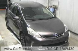 toyota prius-α 2013 CFJ1849430
