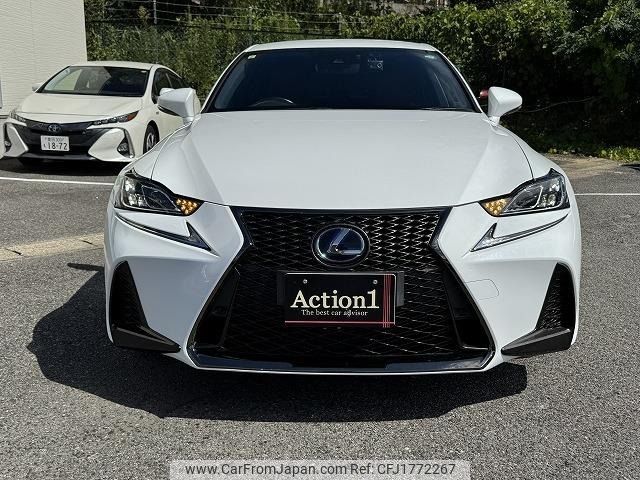 lexus is 2017 CFJ1772267 image 2