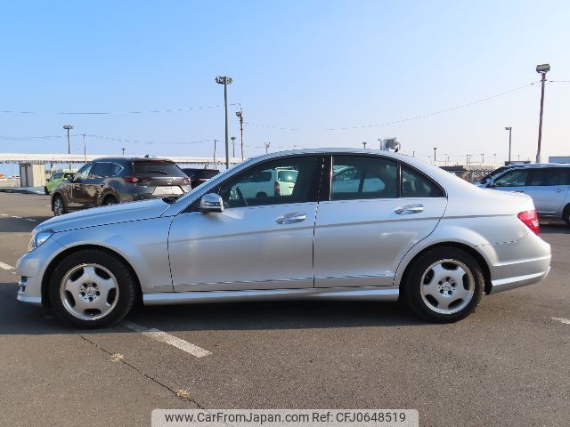 mercedes-benz c-class 2013 NIKYO_ZK77966 image 2