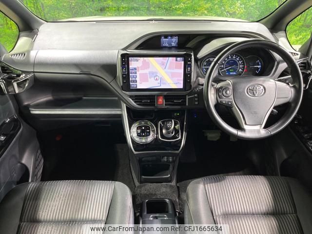 toyota voxy 2018 CFJ1665634 image 2