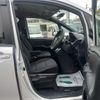 toyota noah 2016 CFJ1837826 image 10
