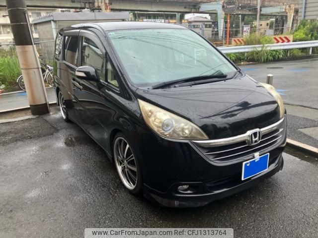 honda stepwagon 2005 -HONDA--Stepwgn DBA-RG1--RG1-1028569---HONDA--Stepwgn DBA-RG1--RG1-1028569- image 1