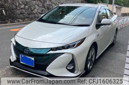 toyota prius-phv 2018 CFJ1606325