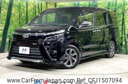 toyota voxy 2018 CFJ1507094