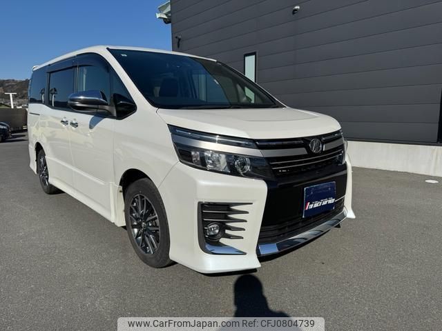 toyota voxy 2017 quick_quick_ZRR80W_ZRR80-0334820 image 1