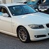 bmw 3-series 2010 8 image 11