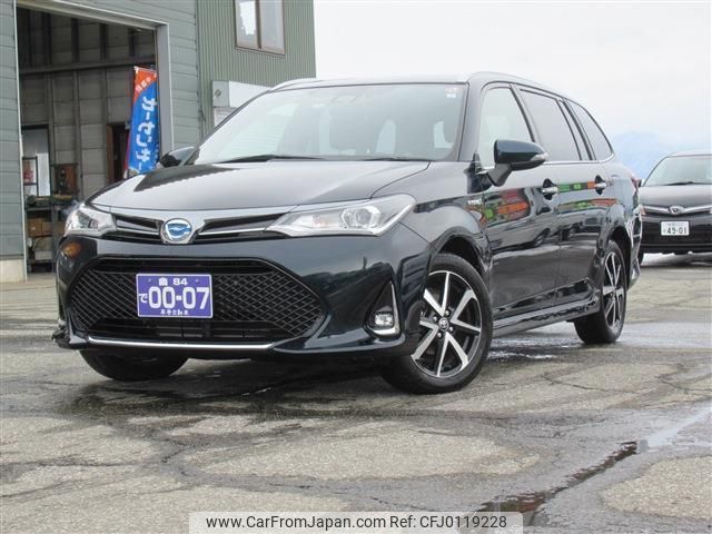 toyota corolla-fielder 2018 quick_quick_DAA-NKE165G_NKE165-7174654 image 1