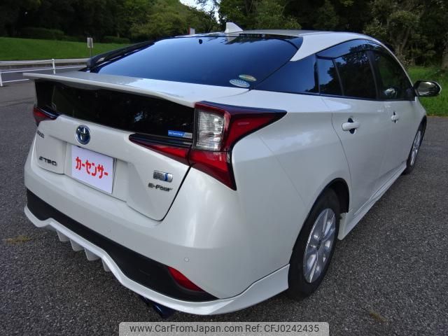 toyota prius 2024 quick_quick_6AA-ZVW55_ZVW55-6020000 image 2