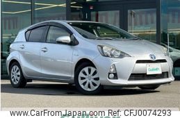 toyota aqua 2012 -TOYOTA--AQUA DAA-NHP10--NHP10-2076994---TOYOTA--AQUA DAA-NHP10--NHP10-2076994-