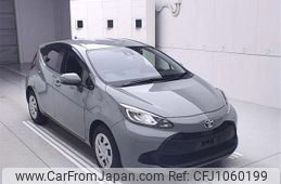 toyota aqua 2021 -TOYOTA--AQUA MXPK11-2028068---TOYOTA--AQUA MXPK11-2028068-