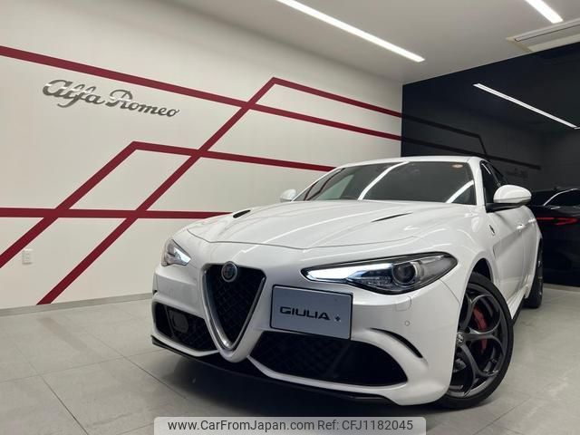 alfa-romeo giulia 2019 quick_quick_95229_ZAREAEHV2J7578051 image 1