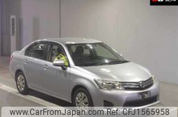 toyota corolla-axio 2013 CFJ1565958