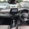 toyota c-hr 2017 NIKYO_KX58541 image 20