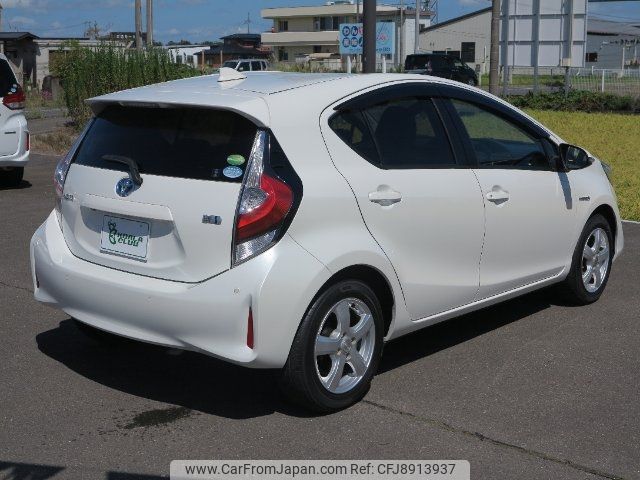 toyota aqua 2018 -TOYOTA--AQUA NHP10--6769061---TOYOTA--AQUA NHP10--6769061- image 2