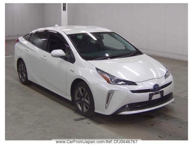 toyota prius 2019 quick_quick_DAA-ZVW55_8070853 image 1