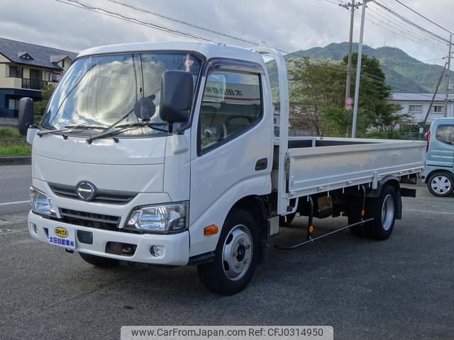 hino dutro 2018 GOO_NET_EXCHANGE_0706160A30241010W001 image 1