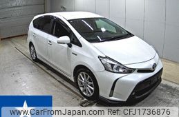 toyota prius-α 2016 CFJ1736876