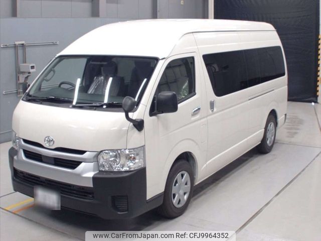 toyota hiace-commuter 2023 -TOYOTA 【岐阜 200さ4226】--Hiace Commuter GDH223B-2006717---TOYOTA 【岐阜 200さ4226】--Hiace Commuter GDH223B-2006717- image 1