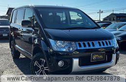 mitsubishi delica-d5 2015 GOO_JP_700070884830240530011