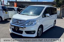 honda stepwagon 2014 CFJ1856713