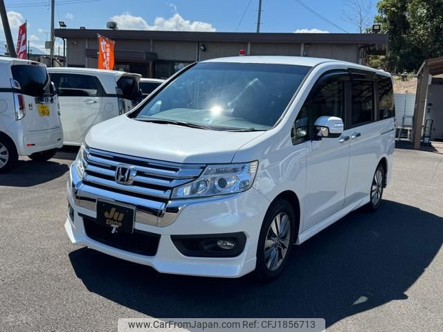 honda stepwagon 2014 CFJ1856713 image 1