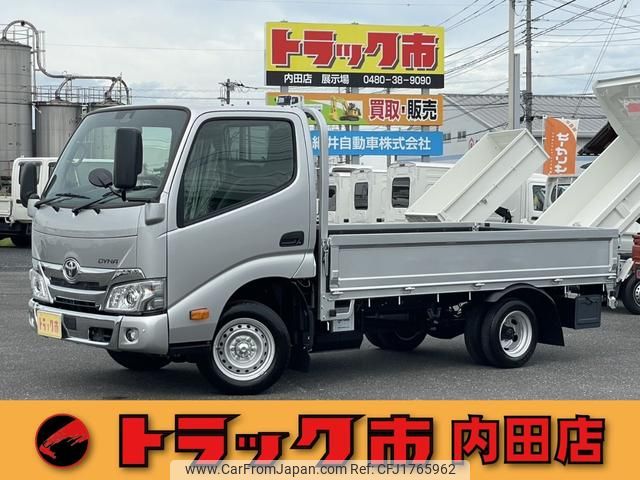 toyota dyna-truck 2025 CFJ1765962 image 1