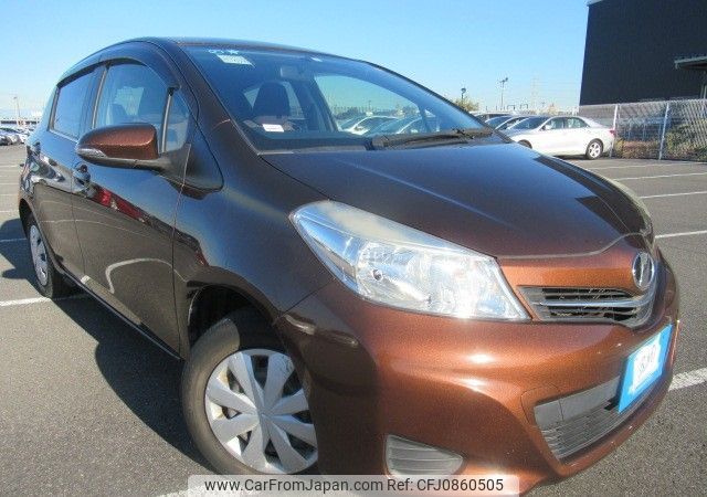 toyota vitz 2013 Y2024120273F-21 image 2