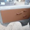 mitsubishi minicab-truck 1984 24232915 image 45