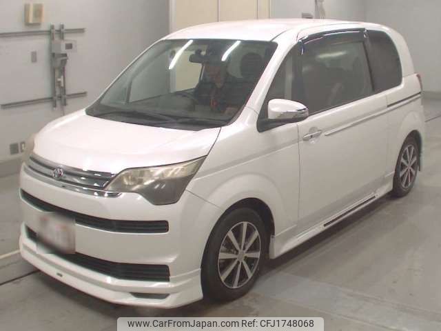 toyota spade 2013 CFJ1748068 image 1