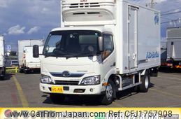 hino dutro 2017 CFJ1757908