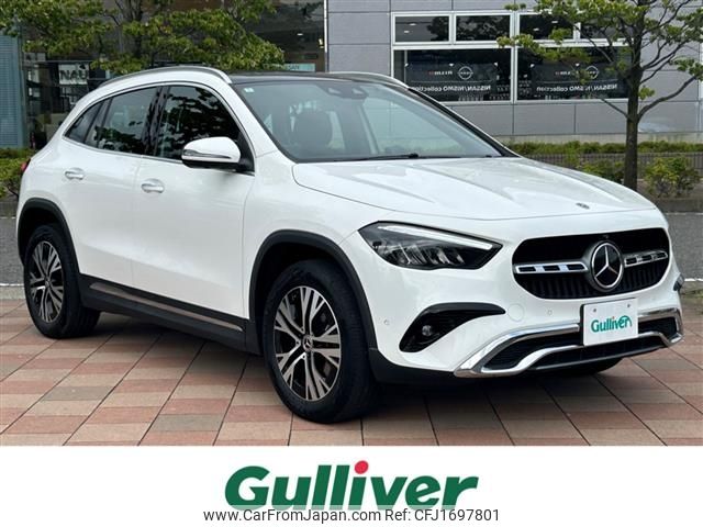 mercedes-benz gla-class 2024 CFJ1697801 image 1