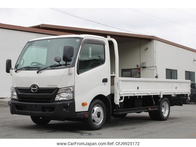 hino dutro 2018 GOO_NET_EXCHANGE_0230013A30240621W001 image 1