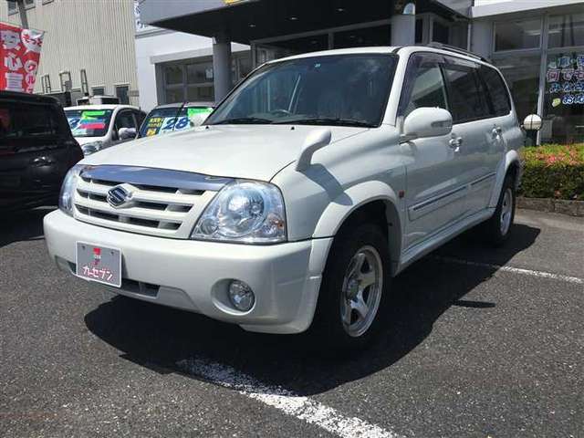 suzuki grand-escudo 2004 CFJ2284014 image 1