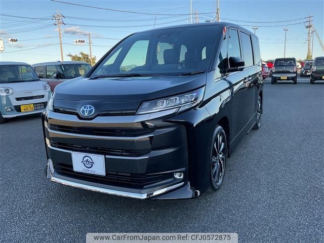 toyota noah 2024 quick_quick_6AA-ZWR90W_ZWR90-0206133 image 1