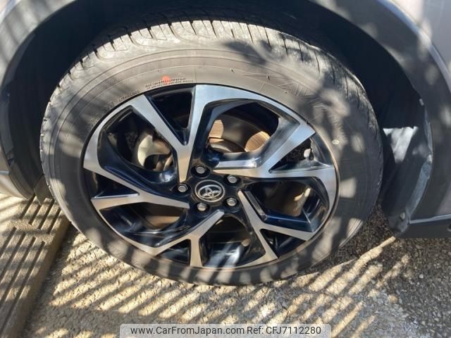 toyota c-hr 2016 CFJ7112280 image 2