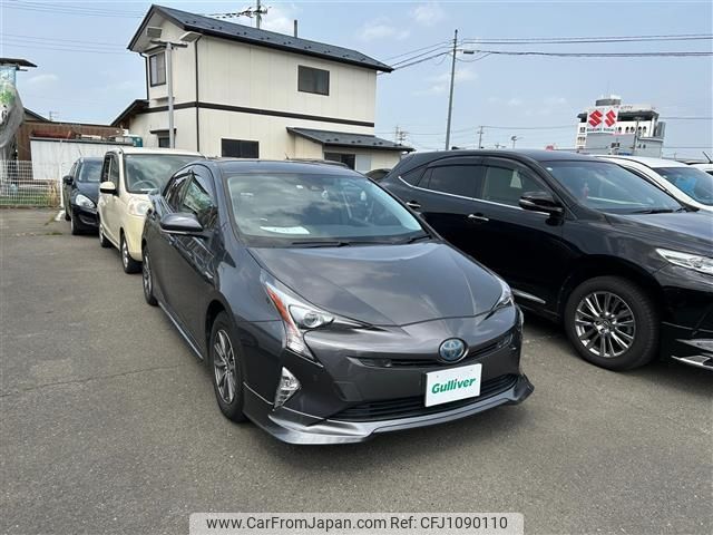 toyota prius 2016 -TOYOTA--Prius DAA-ZVW55--ZVW55-8028189---TOYOTA--Prius DAA-ZVW55--ZVW55-8028189- image 1