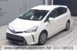 toyota prius-α 2017 CFJ1780526