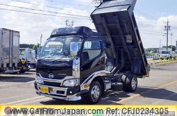 hino dutro 2017 GOO_NET_EXCHANGE_0206393A30240918W002