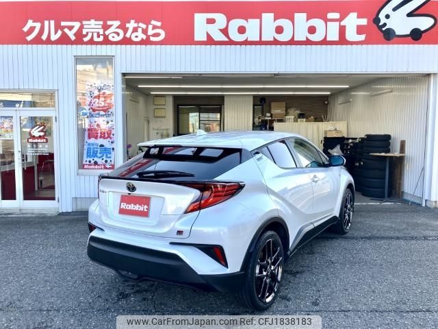 toyota c-hr 2022 CFJ1838183 image 2