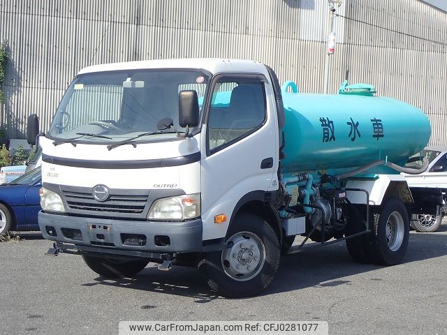 hino dutro 2010 24941307 image 1