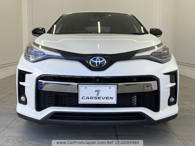 toyota c-hr 2019 -TOYOTA--C-HR 6AA-ZYX11--ZYX11-2002009---TOYOTA--C-HR 6AA-ZYX11--ZYX11-2002009- image 2