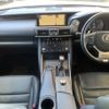 lexus is 2017 CFJ1656018 image 15