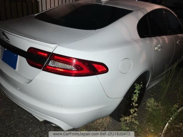 jaguar xf 2015 CFJ1820412 image 2