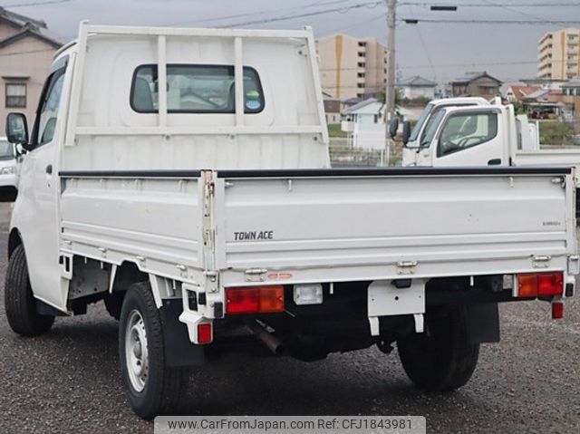 toyota liteace-truck 2018 CFJ1843981 image 2